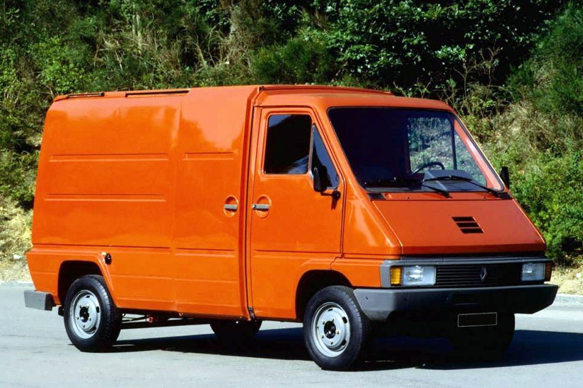 Первое поколение Renault Master (1980 год)